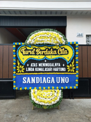 Papan Bunga Duka di Semidang Alas