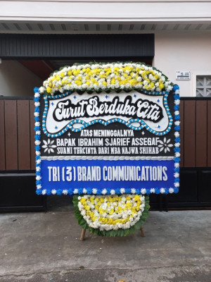 Papan Bunga Duka di Semidang Alas